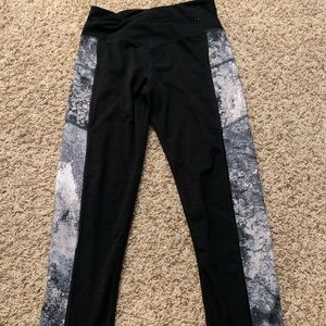 Patterned leggings